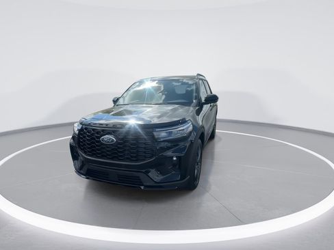 New 2026 Ford Explorer ST-Line AWD/4WD image 3