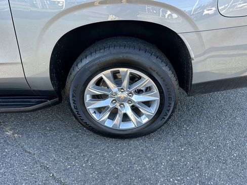 Certified 2025 Chevrolet Suburban Premier image 25