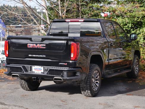 Used 2019 GMC Sierra 1500 AT4 w/ Off Road Performance Package image 29