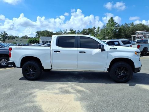 Used 2022 Chevrolet Silverado 1500 LT Trail Boss w/ LT Trail Boss Premium Package AWD/4WD image 8