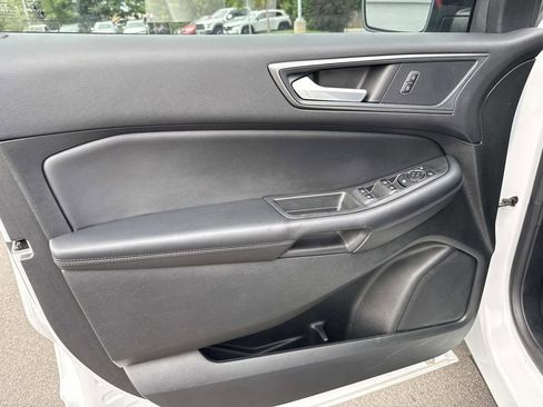 Used 2024 Ford Edge SE w/ Black Appearance Package AWD/4WD image 9