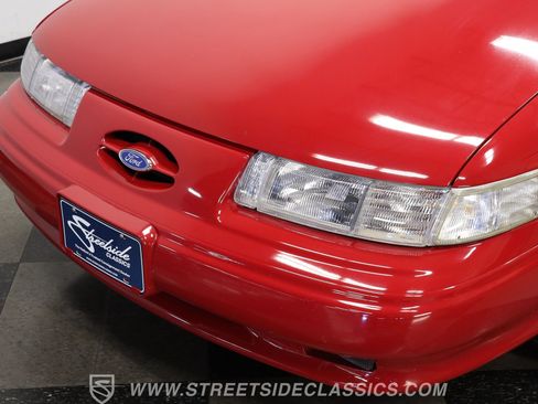 Used 1993 Ford Taurus SHO image 18