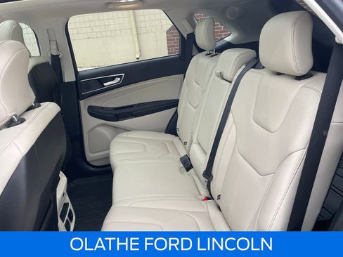 Used 2019 Ford Edge Titanium w/ Equipment Group 301A image 27