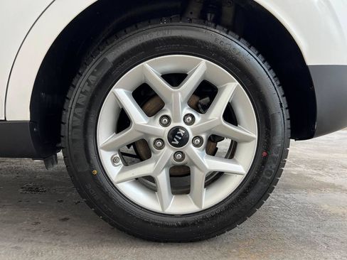 Used 2020 Kia Soul S FWD image 27