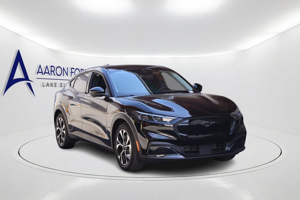 Used 2025 Ford Mustang Mach-E Select RWD image 3