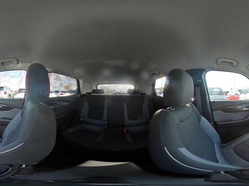 Used 2025 Chevrolet TrailBlazer LT image 40