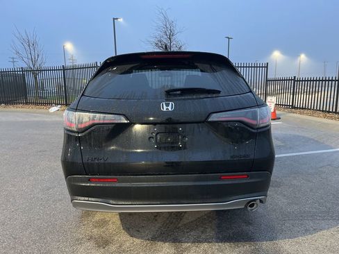 Used 2026 Honda HR-V Sport image 5