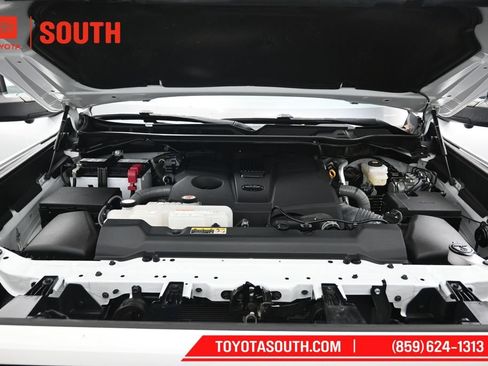 Used 2023 Toyota Tundra SR5 w/ SR5 Premium Package AWD/4WD image 37