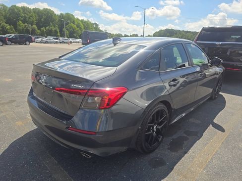 Used 2024 Honda Civic Sport image 7