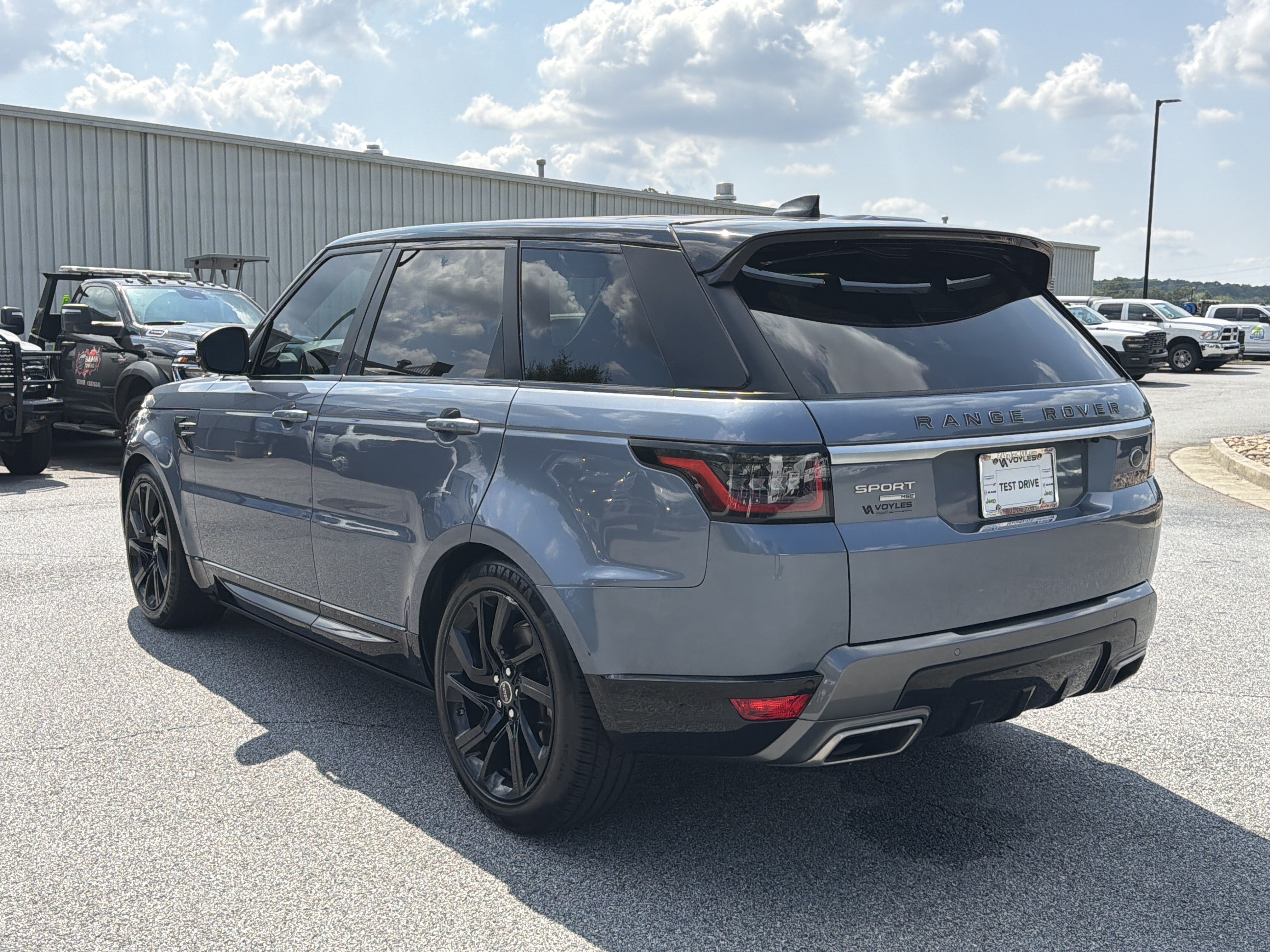 Used 2018 Land Rover Range Rover Sport HSE AWD/4WD image 6