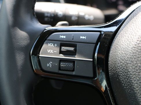 Used 2025 Honda Pilot Elite image 20