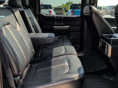 Used 2019 Ford F150 Platinum w/ Equipment Group 701A Luxury AWD/4WD image 26