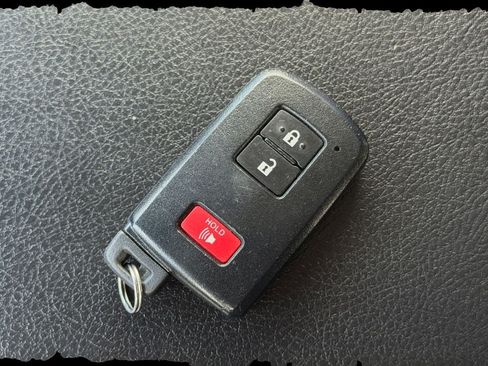 Used 2021 Toyota 4Runner TRD Off-Road Premium AWD/4WD image 31