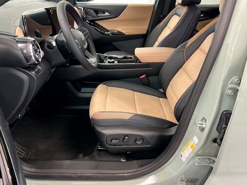 New 2026 Chevrolet Equinox ACTIV w/ Convenience Package III image 18