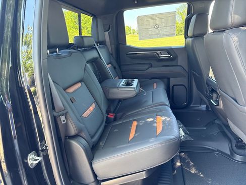 New 2026 GMC Sierra 1500 4x4 Crew Cab AT4 image 47