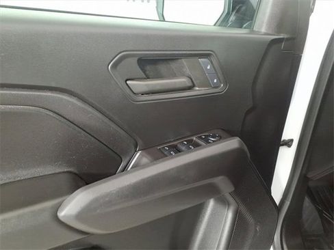 Used 2023 Chevrolet Colorado Trail Boss w/ Advanced Trailering Package image 12