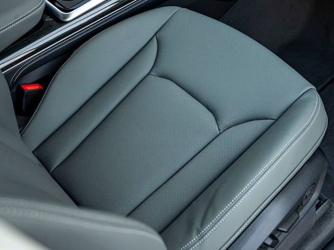 New 2026 Audi Q7 3.0T Premium Plus AWD/4WD image 36