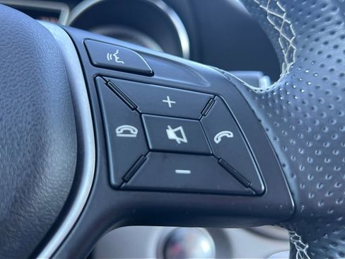 Used 2015 Mercedes-Benz GLA 250 image 12