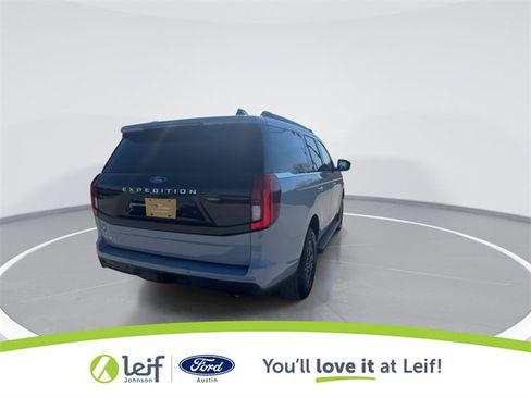 Used 2025 Ford Expedition Active image 10
