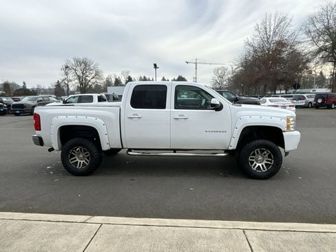 Used 2011 Chevrolet Silverado 1500 LTZ w/ Max Trailering Pack image 6