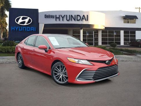 Used 2023 Toyota Camry XLE w/ Navigation Package image 1