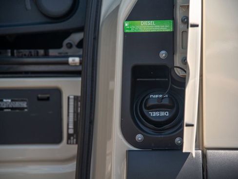 Used 2024 Mercedes-Benz Sprinter 144 Cargo image 24