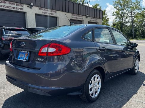 Used 2012 Ford Fiesta SE FWD image 6