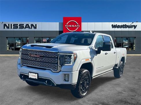 Used 2022 GMC Sierra 3500 Denali w/ Denali Ultimate Package image 4