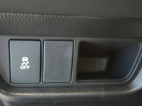 New 2026 Honda HR-V LX image 31