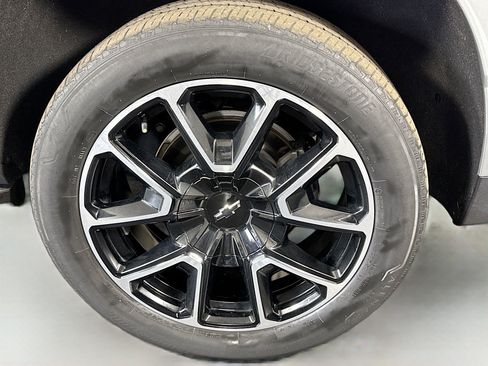 Used 2023 Chevrolet Tahoe RST w/ Luxury Package AWD/4WD image 37