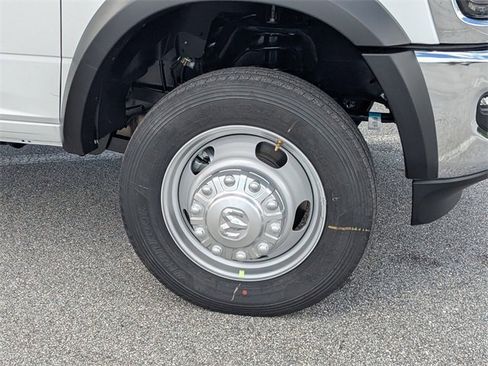 New 2026 RAM 5500 Tradesman w/ Chrome Appearance Group image 11
