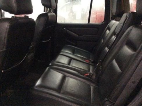Used 2006 Ford Explorer Limited image 15