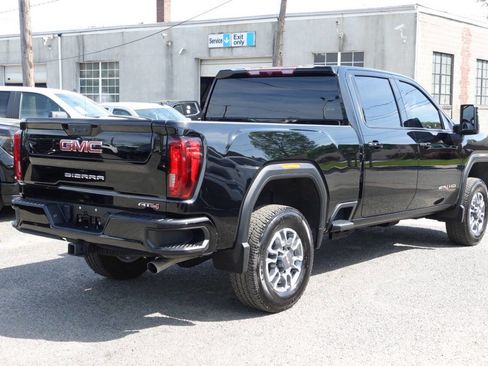 Used 2023 GMC Sierra 2500 AT4 w/ Gooseneck/5TH Wheel Package image 3