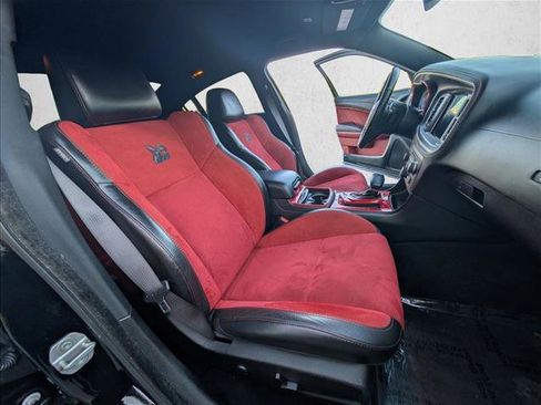 Used 2022 Dodge Charger Scat Pack w/ Dynamics Package RWD image 21