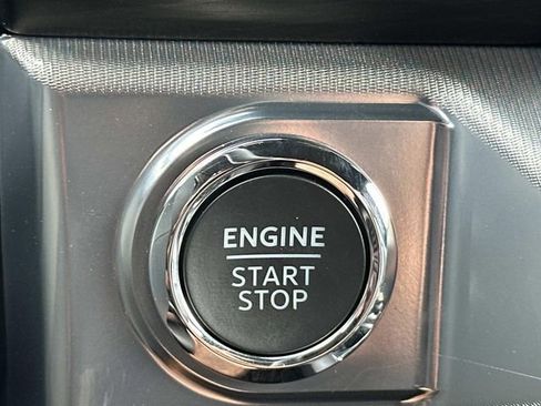 New 2025 Ford F150 Lariat w/ Equipment Group 501A Mid image 26