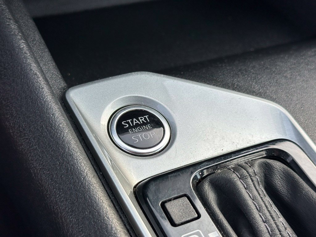 Used 2025 Nissan Altima 2.5 SV FWD image 28