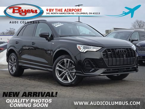 Used 2025 Audi Q3 2.0T Premium w/ Convenience Package image 1