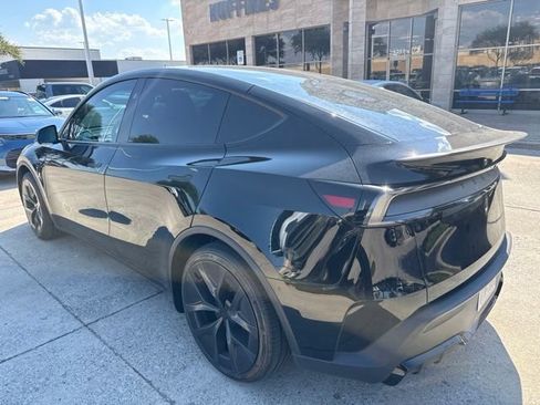 Used 2026 Tesla Model Y Performance AWD/4WD image 7