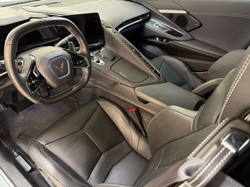 Used 2023 Chevrolet Corvette Stingray Preferred Cpe w/ Stealth Interior Trim Package RWD image 4