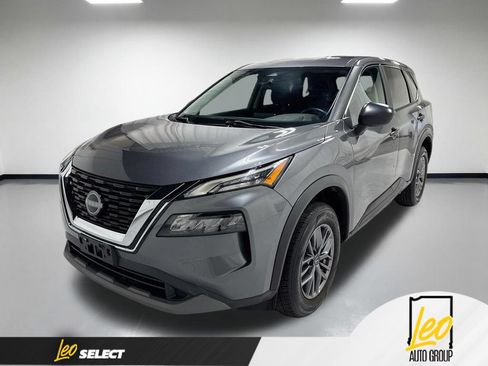 Used 2023 Nissan Rogue S AWD/4WD image 1