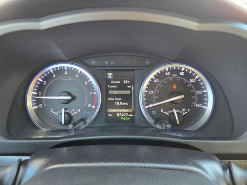 Used 2019 Toyota Highlander Limited Platinum image 18