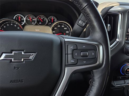 Used 2022 Chevrolet Silverado 1500 RST w/ Z71 Off-Road Package AWD/4WD image 24