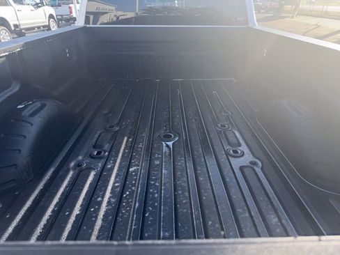 Used 2024 Ford F350 XLT image 5