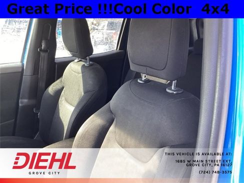 Used 2015 Jeep Renegade Latitude w/ Cold Weather Group image 15