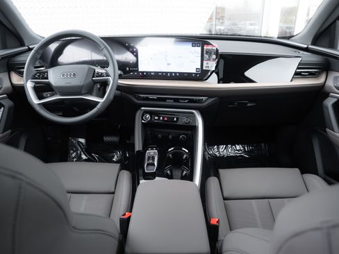 New 2025 Audi Q5 Premium Plus image 8