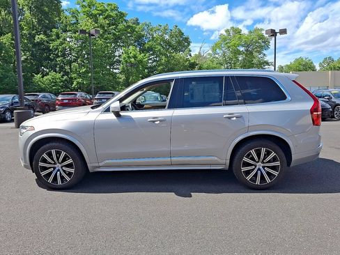 Used 2023 Volvo XC90 B5 Plus AWD/4WD image 7