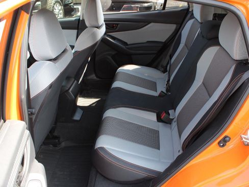 Used 2020 Subaru Crosstrek 2.0i Premium AWD/4WD image 17
