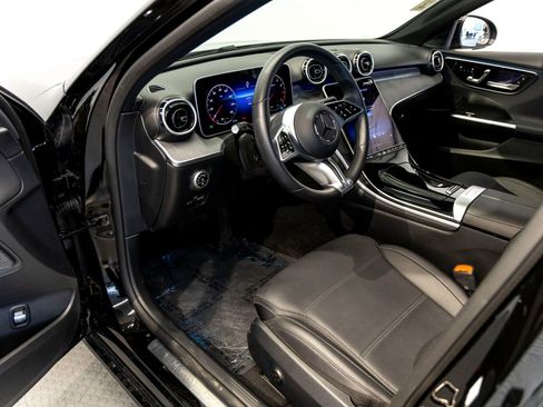 Used 2025 Mercedes-Benz C 300 Sedan image 15