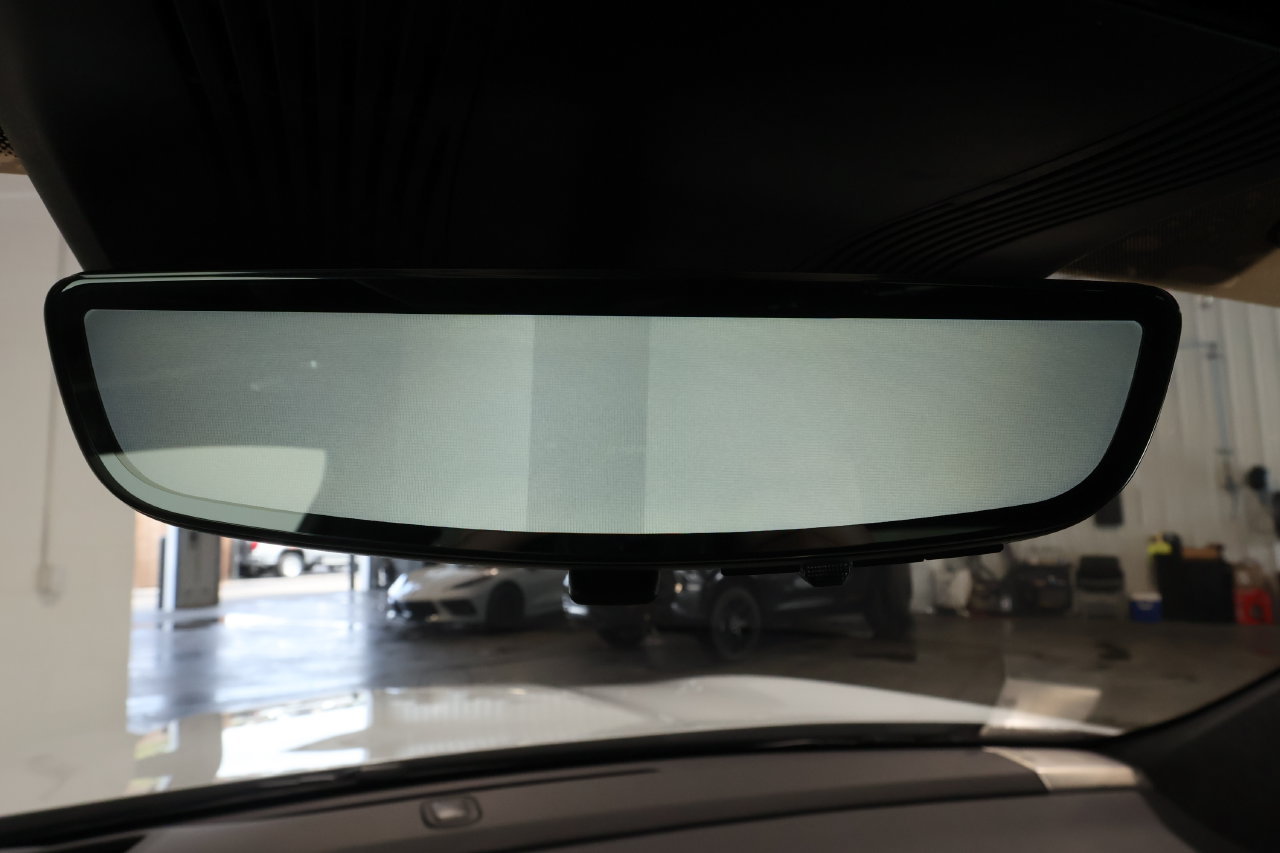 Used 2026 Cadillac Vistiq Platinum w/ LPO, Floor Liner Package AWD/4WD image 14