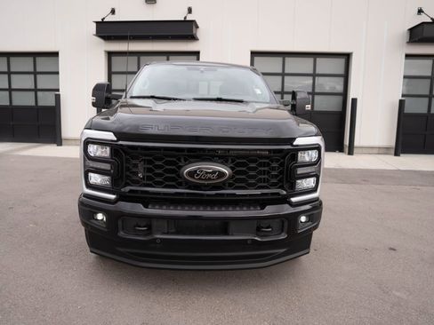 Used 2025 Ford F350 Lariat w/ Lariat Ultimate Package AWD/4WD image 2